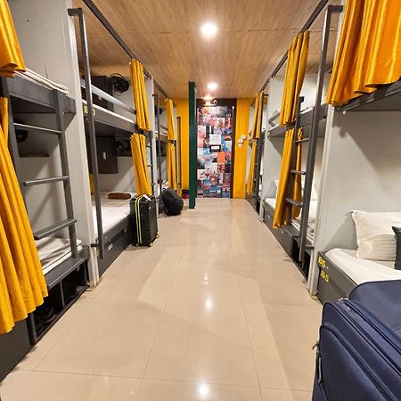 Forrest Hostels Bombaj Zewnętrze zdjęcie