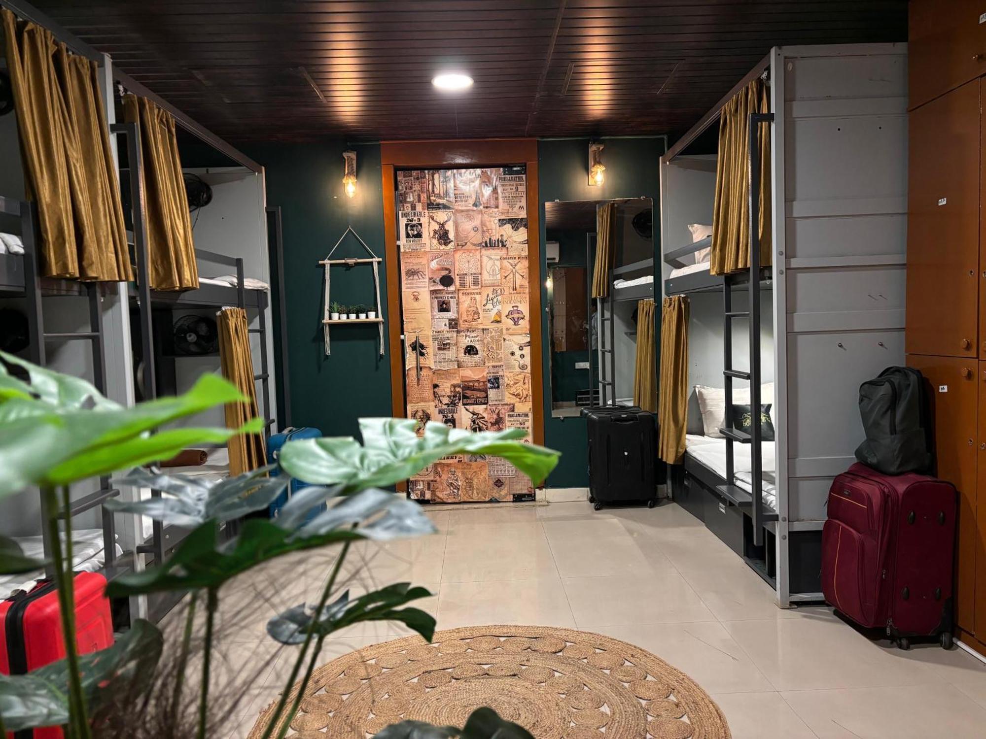 Forrest Hostels Bombaj Zewnętrze zdjęcie